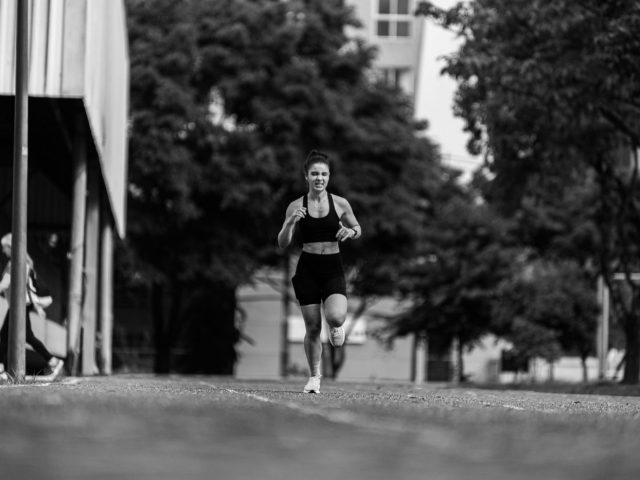 COROS vs Apple Watch : comparatif pour le suivi running
