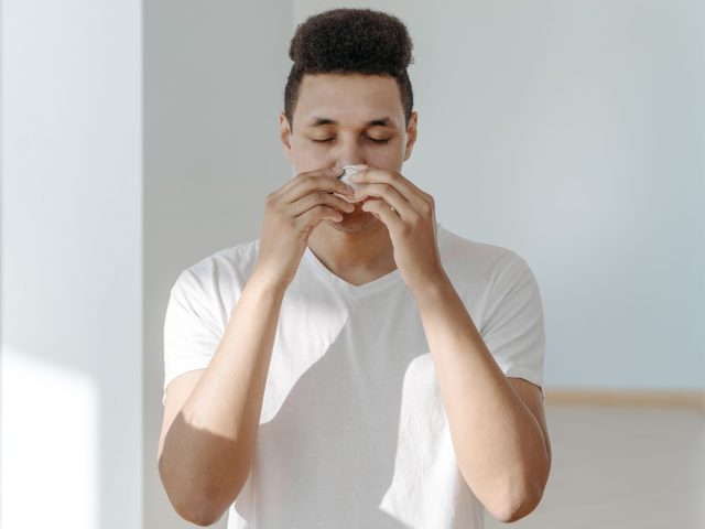 Prévenir les allergies cette saison : conseils pratiques
